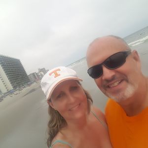 Meet your Posher, Carrie